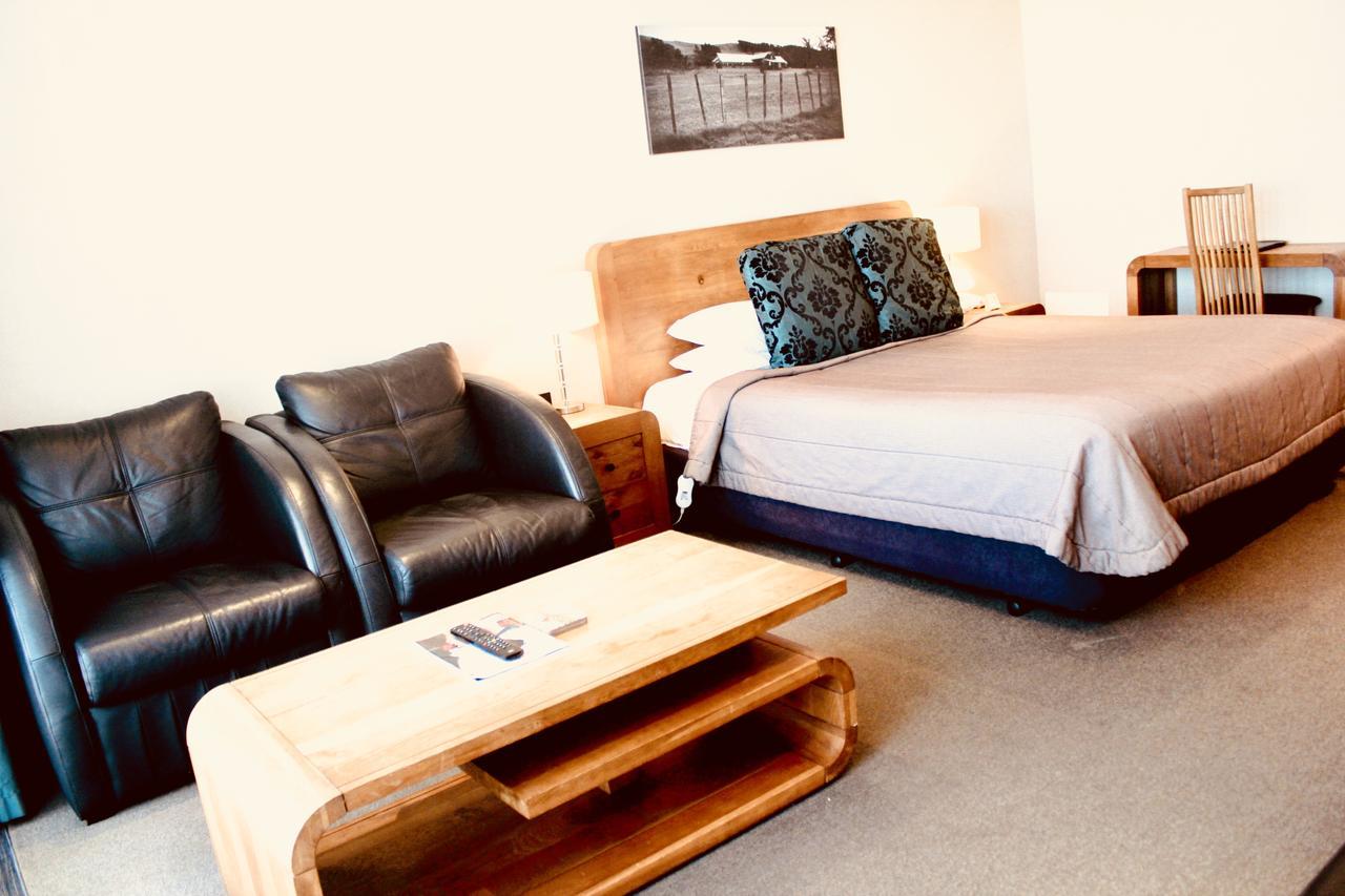 فندق ذا نوتيلوس نابيير المظهر الخارجي الصورة A room at the hotel